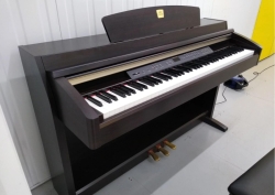 Yamaha Clavinova CLP 240 Digital Piano In Rosewood