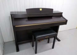 Yamaha Clavinova CLP 330 Rosewood Piano