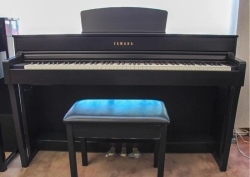 Yamaha Clavinova CLP 635 Rosewood Piano