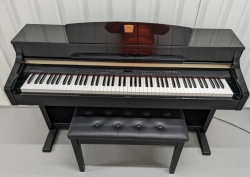 Yamaha Clavinova CLP 330 Digital Piano in Polished Ebony