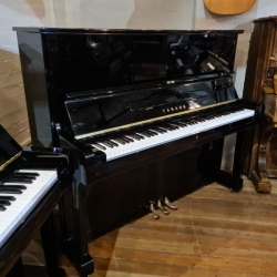 Yamaha U2 Upright Piano with Bench