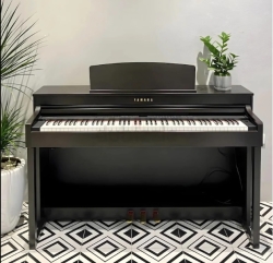 Yamaha CLP-470 Wooden Keys Digital Piano     