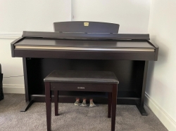Yamaha CLP 240 Good Condition Piano For Sale