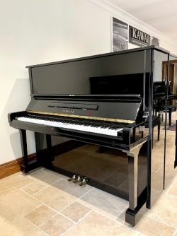 Yamaha U3H Upright Piano With Bench