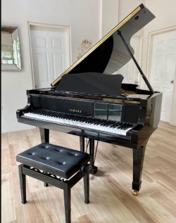 Yamaha G5 Semi Concert Piano 