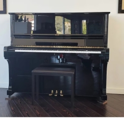 Kawai BL 61 Polished Ebony Upright Piano