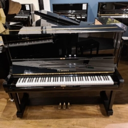 Yamaha U3H Upright Piano with Bench 