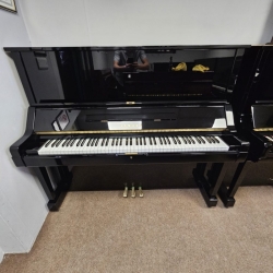 YAMAHA UX BLACK UPRIGHT PIANO